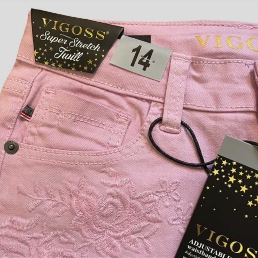 The Malibu Stretch Twill Pink Shorts by Vigoss